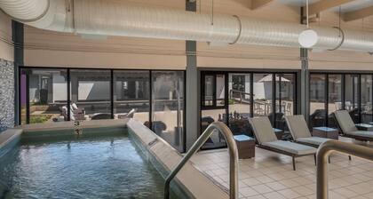 Radisson Hotel Grand Rapids Riverfront