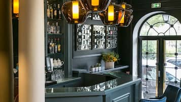 Bar (en la propiedad)