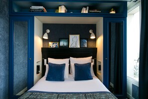 Minibar, in-room safe, desk, soundproofing