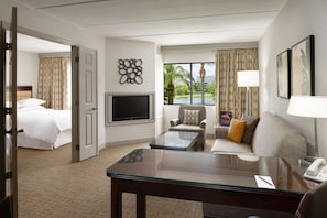 View from room - Sheraton Suites Orlando Airport (Orlando)