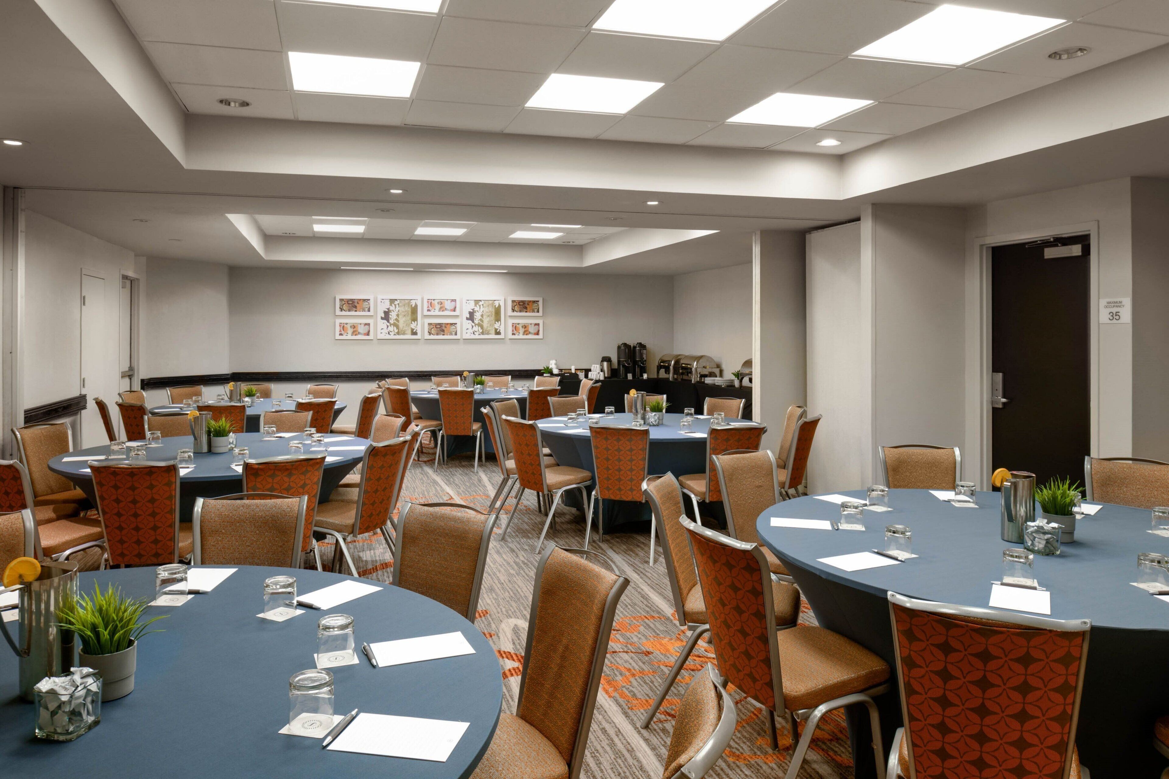 Photo - Sheraton Suites Orlando Airport