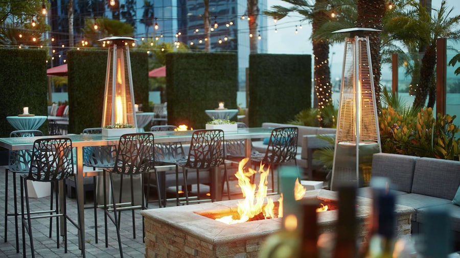 Embassy Suites by Hilton San Diego La Jolla