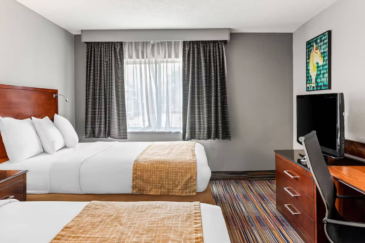 In-room safe, desk, laptop workspace, blackout curtains