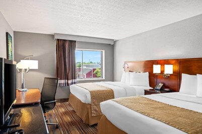 Travelodge by Wyndham Bloomington