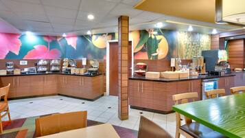 Free continental breakfast on weekends