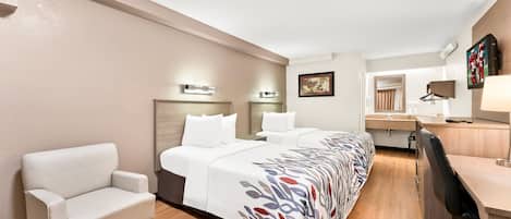 Deluxe-Zimmer, 2 Doppelbetten (Smoke Free) | Schreibtisch, Verdunkelungsvorhänge, kostenloses WLAN, Bettwäsche