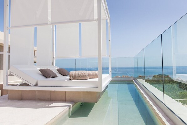 INFINITY POOL GRAND SUITE SEA VIEW | Extérieur