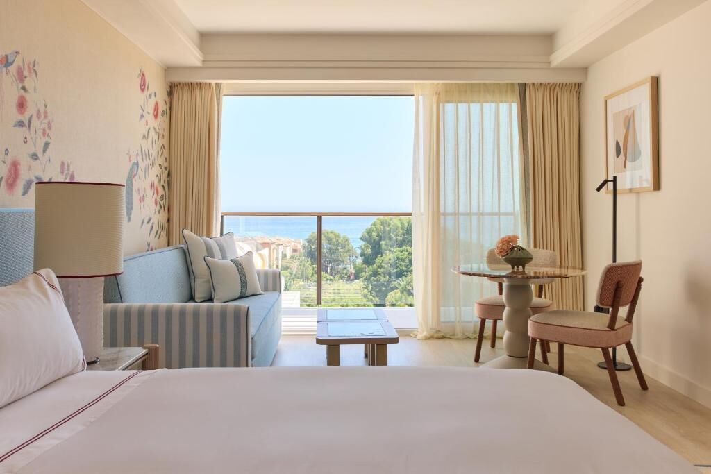 Lakens van Egyptisch katoen, luxe beddengoed, een minibar