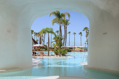 Don Carlos Marbella
