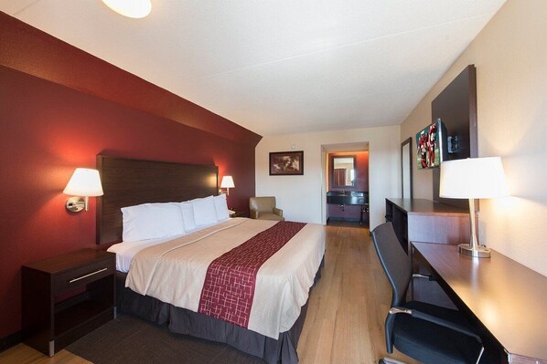 Desk, blackout drapes, free WiFi, bed sheets