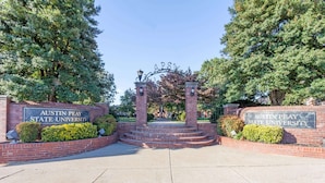 The entrance to Austin Peay State University with a brick archway and a sign above it. - Travelodge by Wyndham Clarksville (Clarksville)