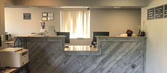 Travelodge by Wyndham Clarksville