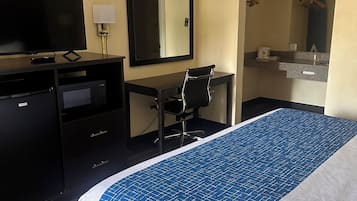 In-room safe, desk, iron/ironing board, free cribs/infant beds