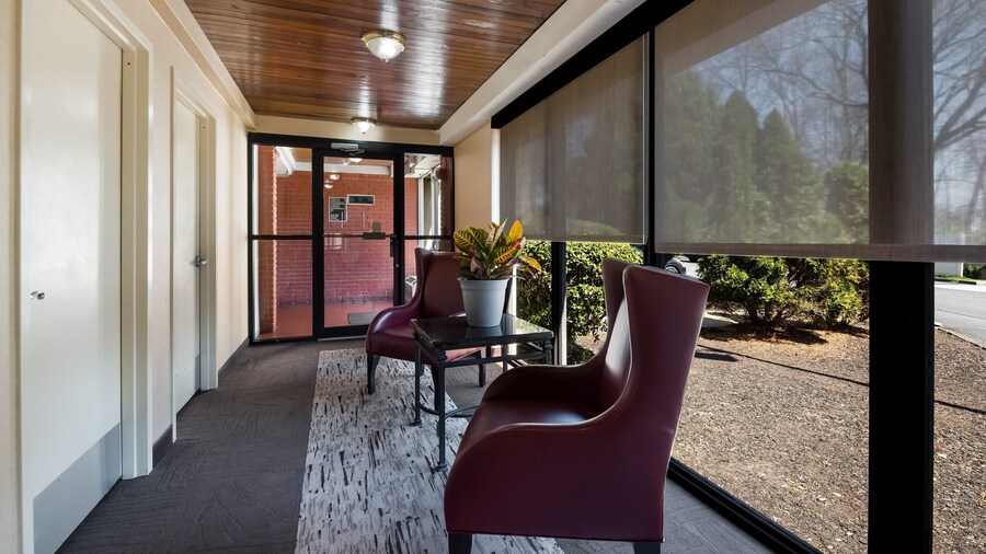 Red Roof Inn & Suites Newark - University