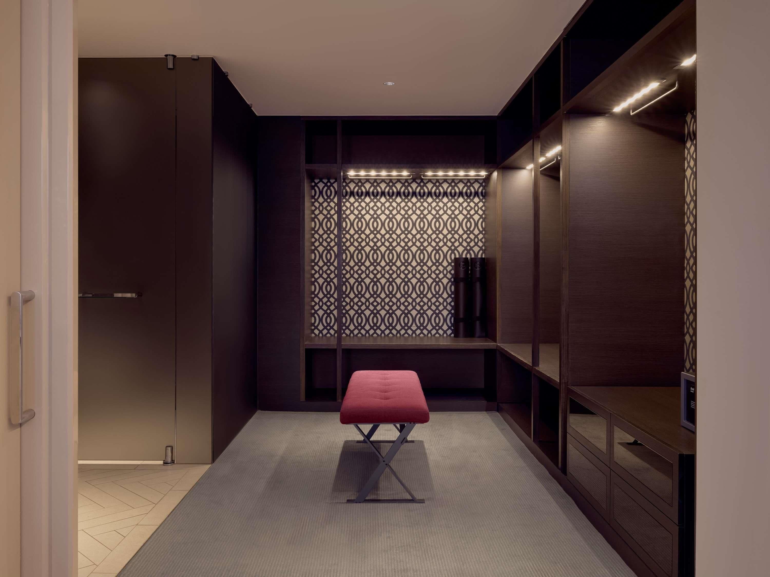 Suite Klub (Opera) | Seprai premium, selimut bulu angsa, bantalan ekstra lembut, dan brankas