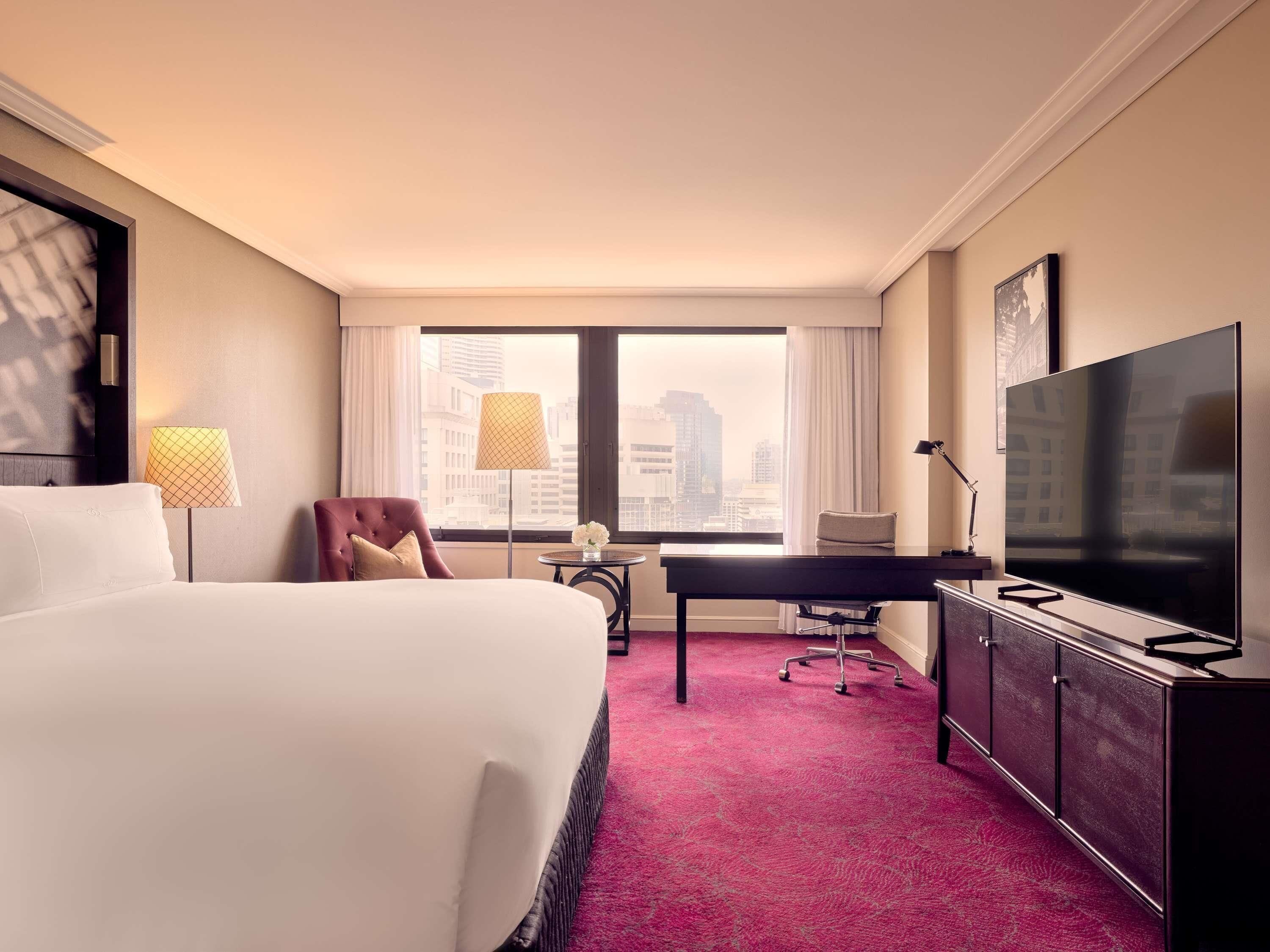 Luxury City Room, King Bed, High Floor, City View