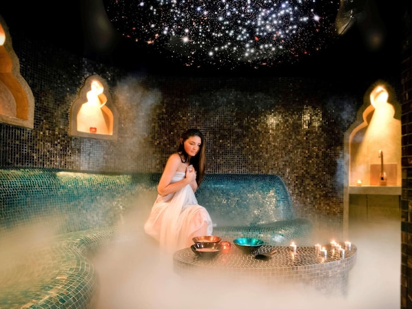 双人护理室、桑拿、热水浴缸、湿蒸房、身体护理、水疗法