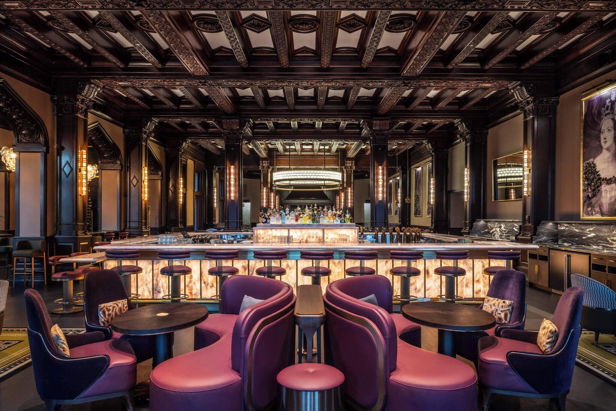 2 restaurants; breakfast, lunch, dinner, and brunch served