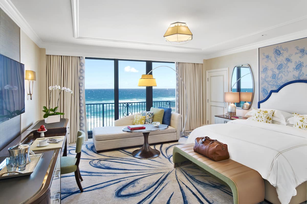 Atlantic Guest Room Oceanfront, 1 King Bed | Hypo-allergenic bedding, down comforters, minibar, in-room safe