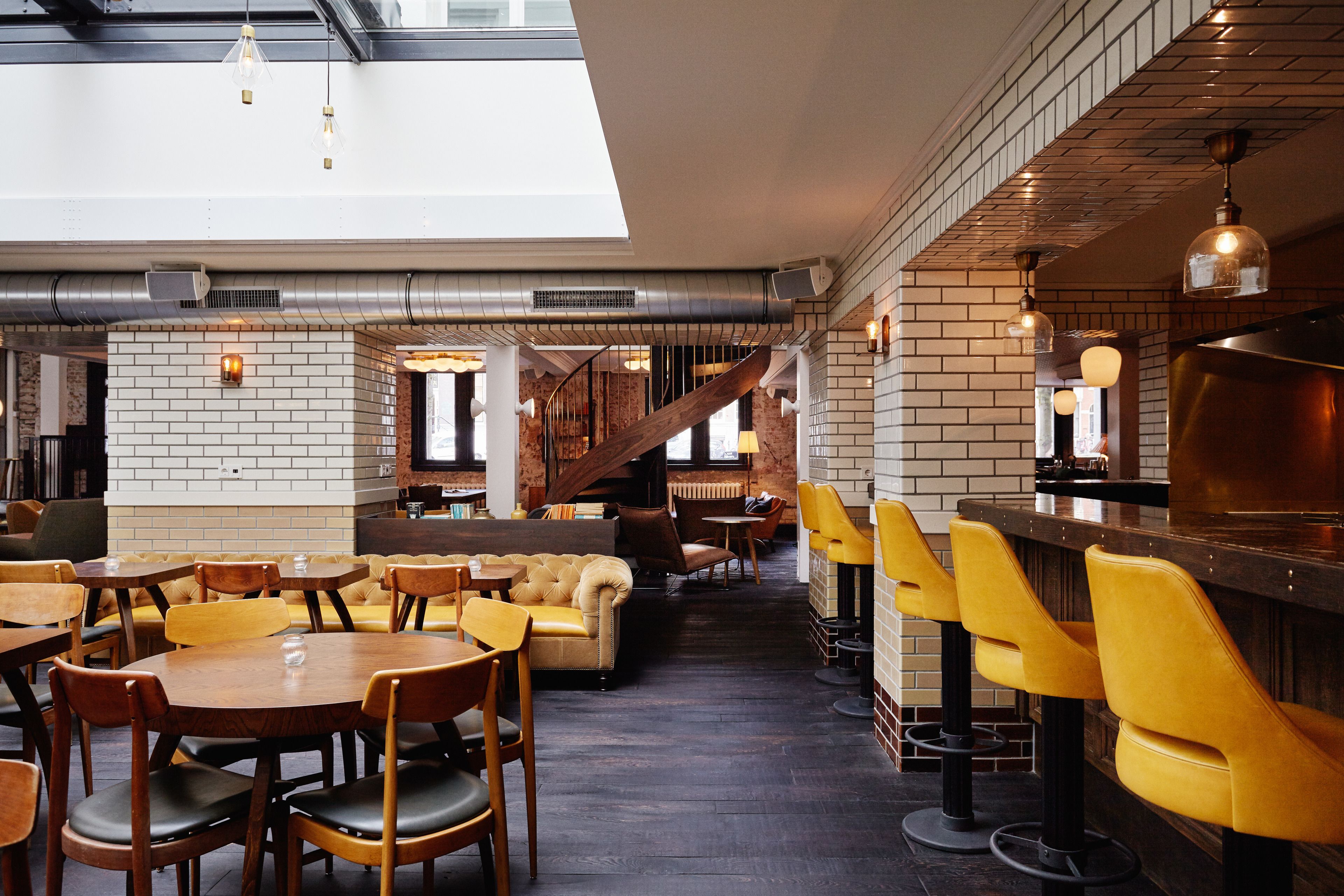 breakfast, lunch and dinner served