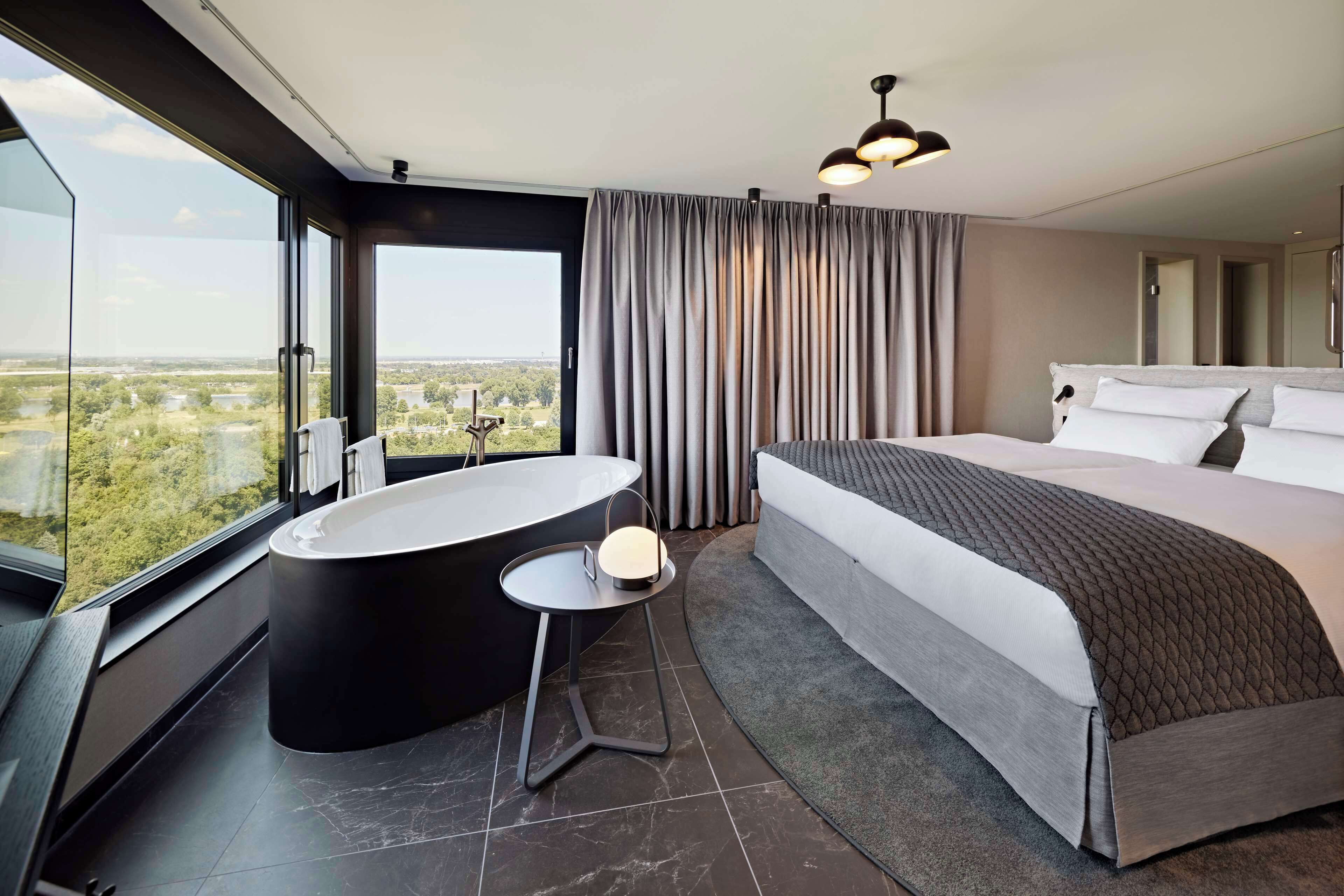 minibar, in-room safe, desk, laptop workspace