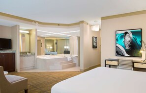 Room, 1 King Bed, Jetted Tub