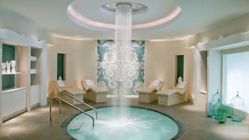 Couples treatment room(s), sauna, hot tub, steam room, body treatments