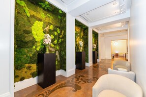 Behandlingsrom for par, badstue, boblebad, dampbad og kroppsbehandlinger