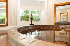 Couples treatment room(s), sauna, hot tub, steam room, body treatments - Eau Resort & Spa (Manalapan)