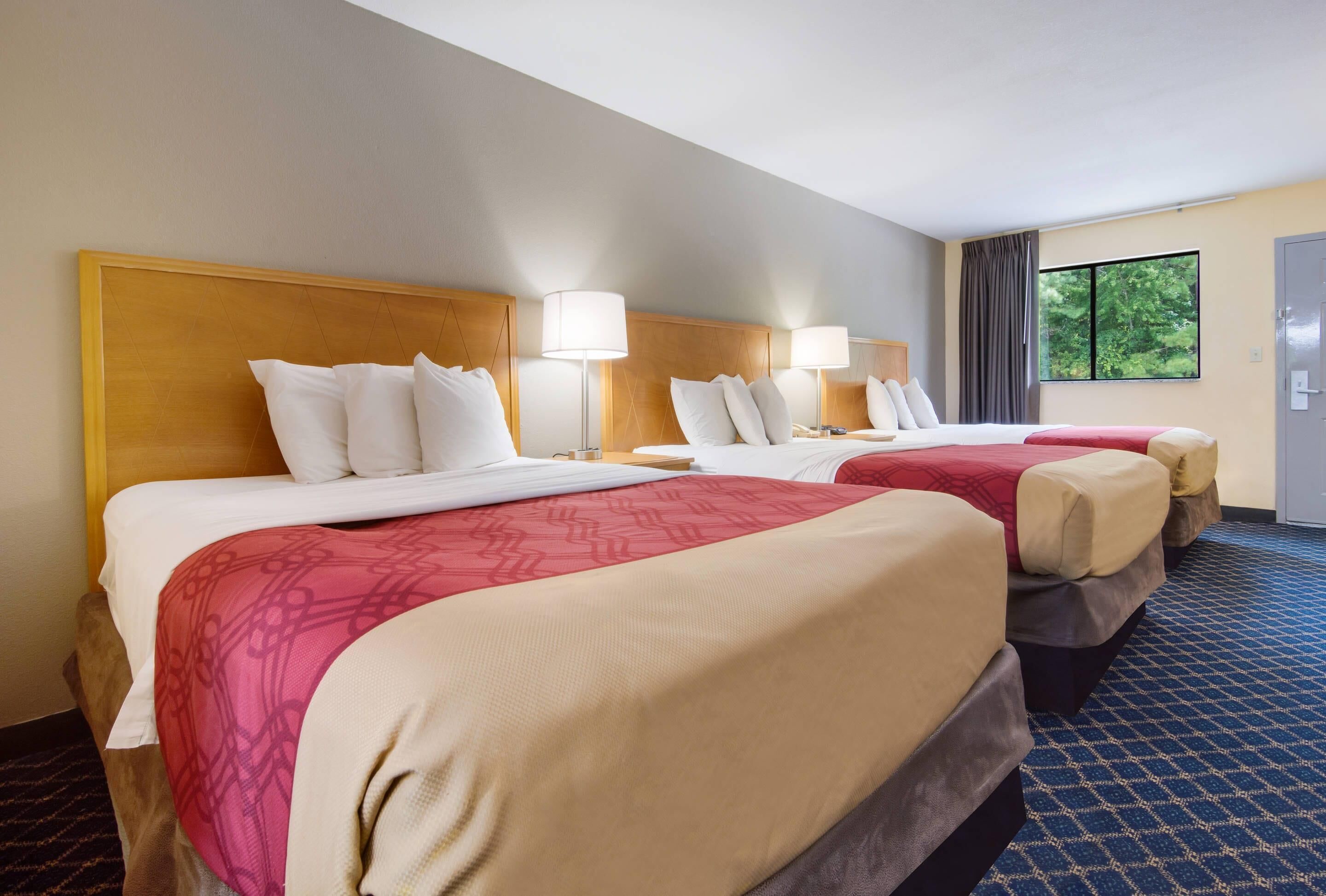 獨特裝潢、布置獨特、熨斗/熨衣板、免費搖籃/嬰兒床