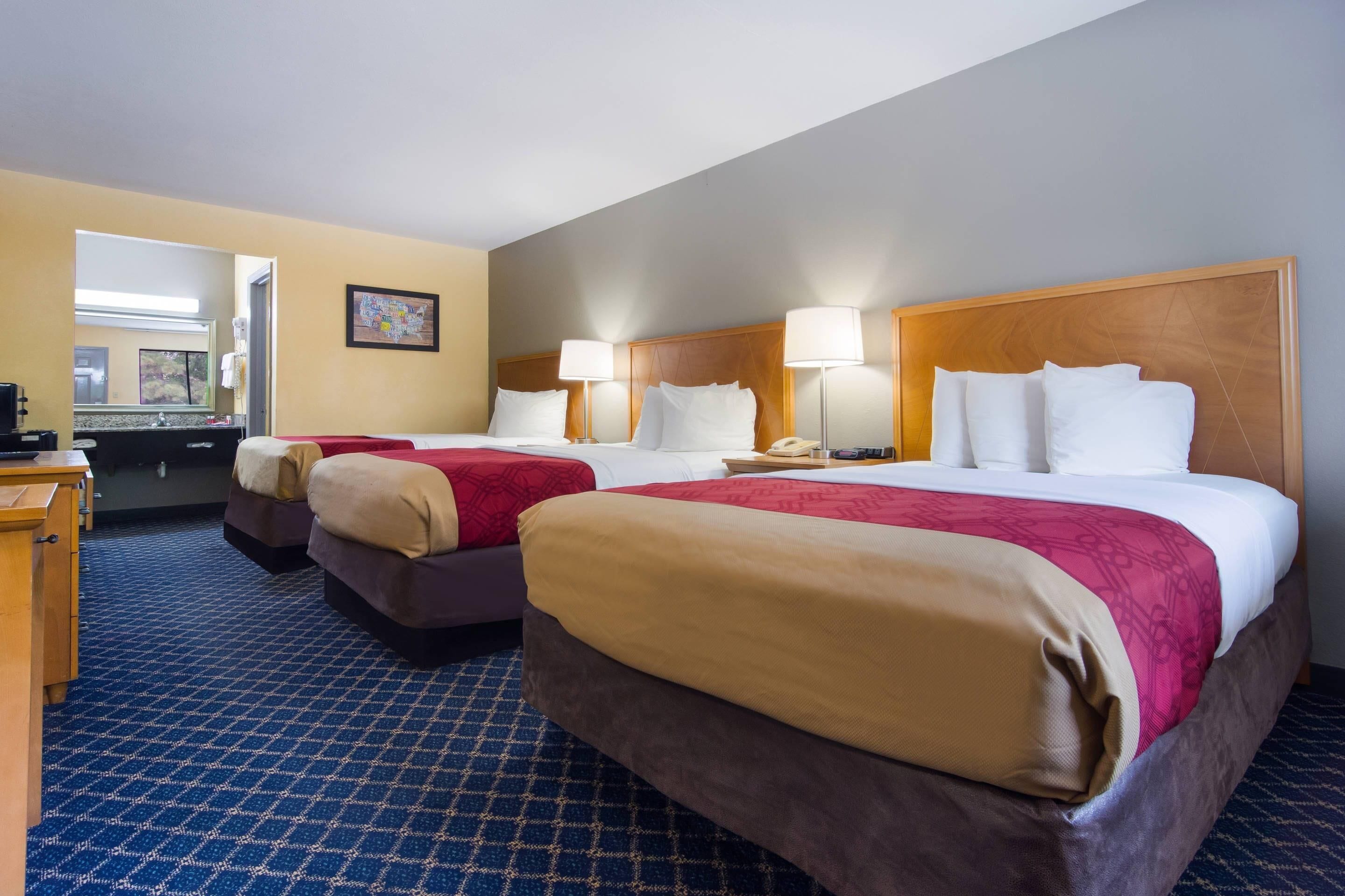 Décor unique, ameublement unique, fer et planche à repasser