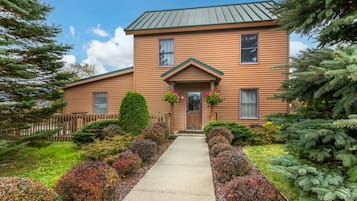 Skrivebord, skrivebord for bærbar PC og strykejern/-brett