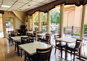 Desayuno para llevar incluido todos los días 