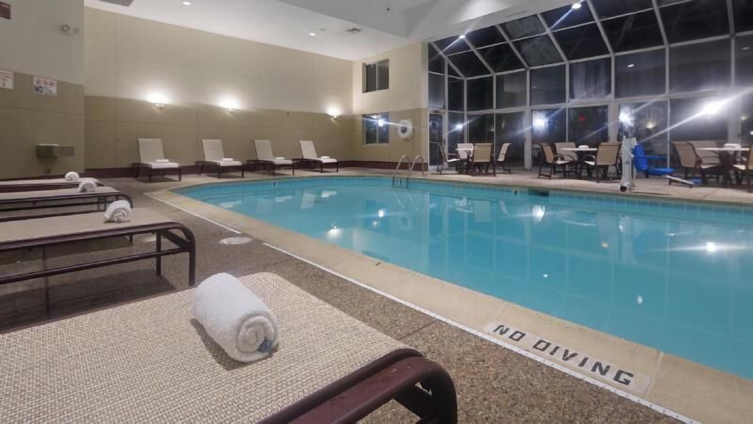 Pool | Indoor pool