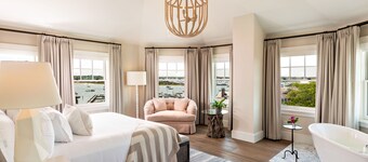 Harbor View Hotel