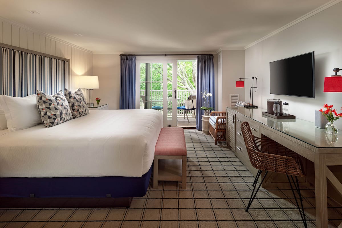 Frette Italian sheets, premium bedding, down comforters, pillowtop beds