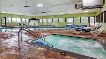 Indoor pool, pool loungers