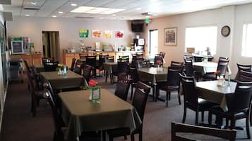 Desayuno continental incluido todos los días