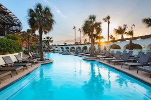 Outdoor pool, cabanas (surcharge), pool umbrellas