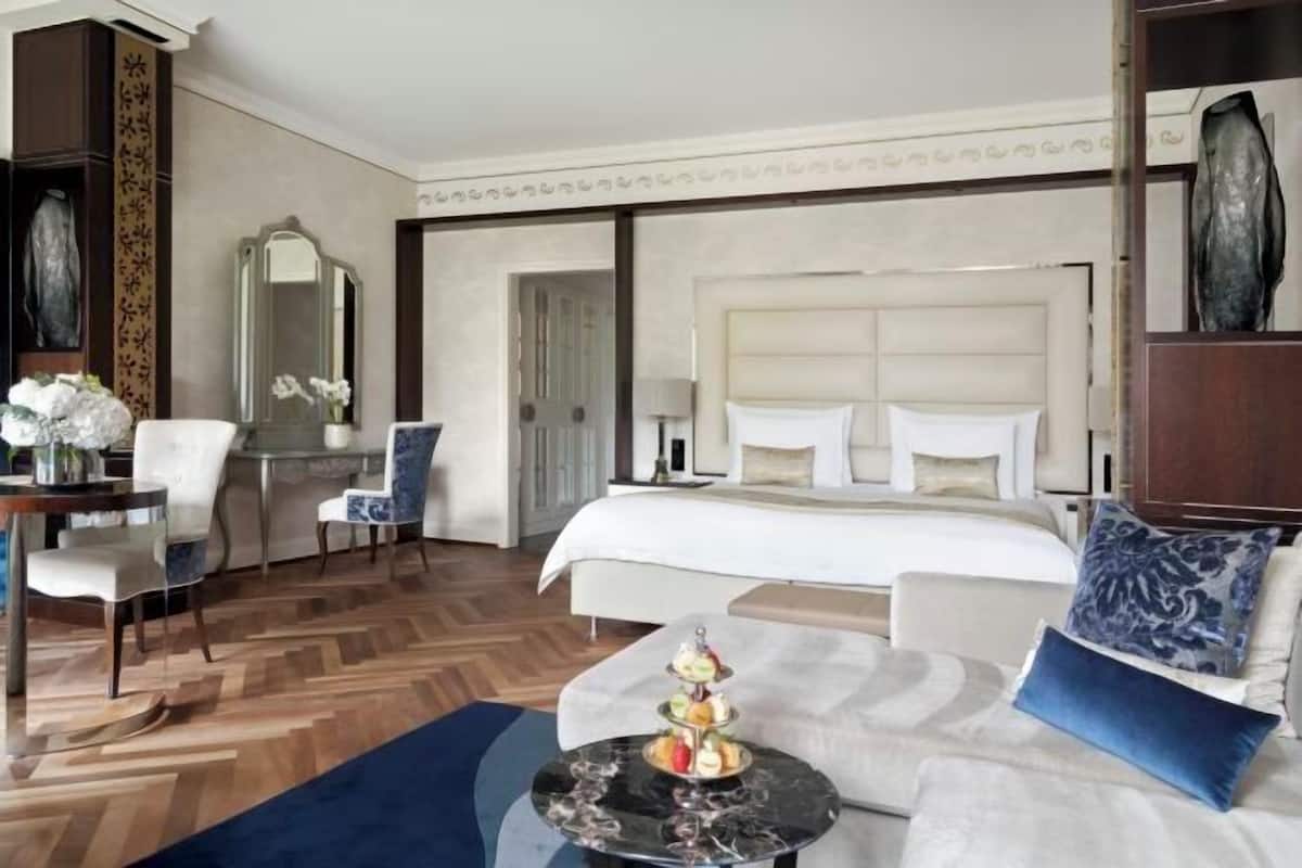 1 habitación, ropa de cama de alta calidad y minibar