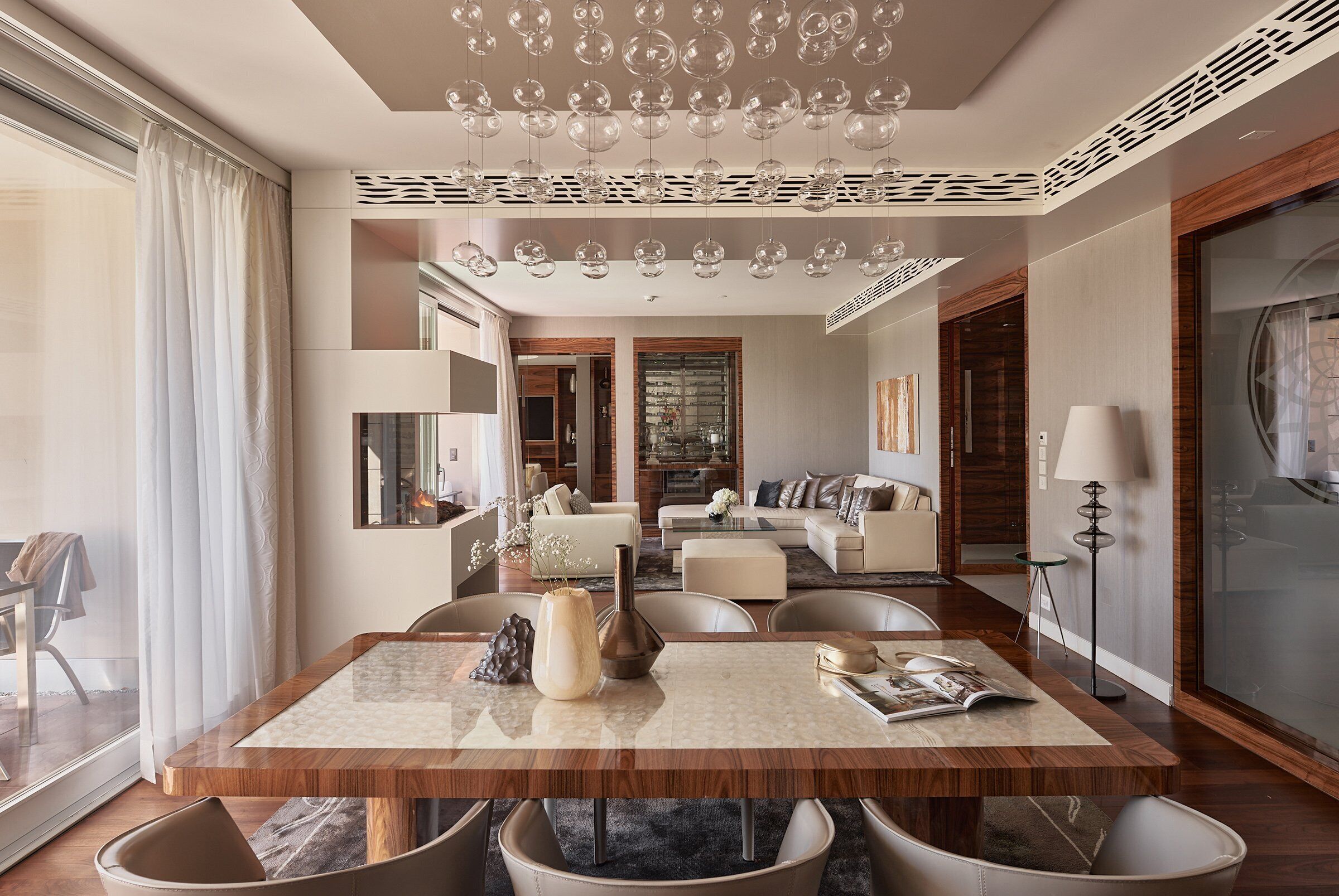 flat-screen tv, dvd player, ping pong, toys