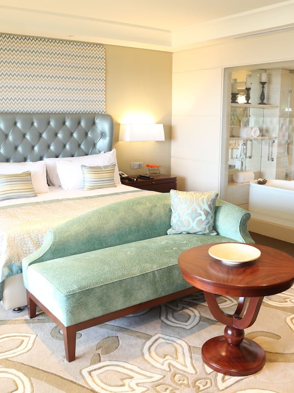 Taj Club, Phòng Club, 1 giường cỡ king, quang cảnh thành phố | Minibar, két bảo mật tại phòng, bàn, màn/rèm cản sáng