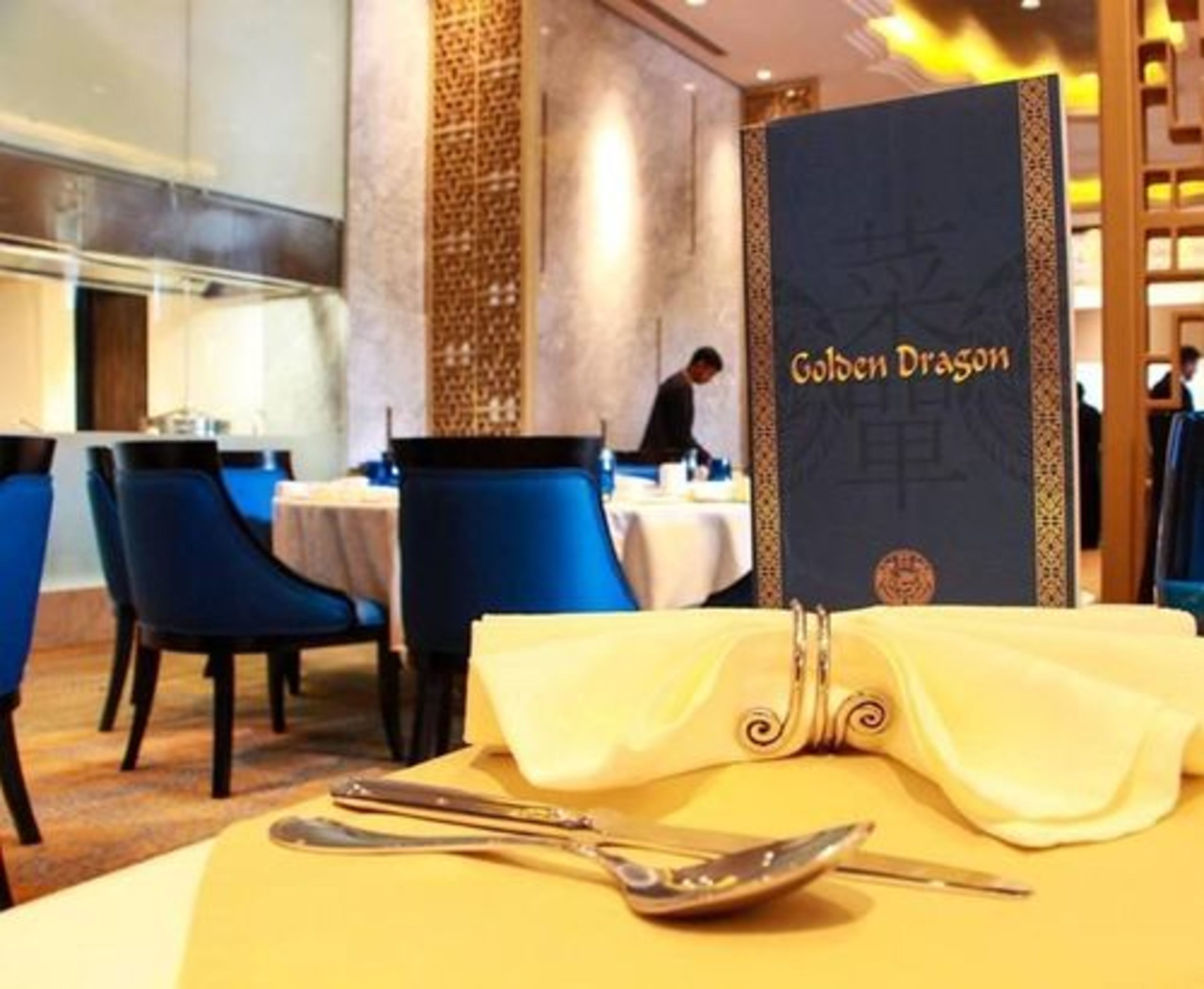 7 restaurants, lunch, dinner served; indian cuisine