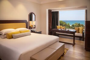 Luxury Room, 1 King Bed, Ocean View | Beach/ocean view - Taj Samudra (Colombo)