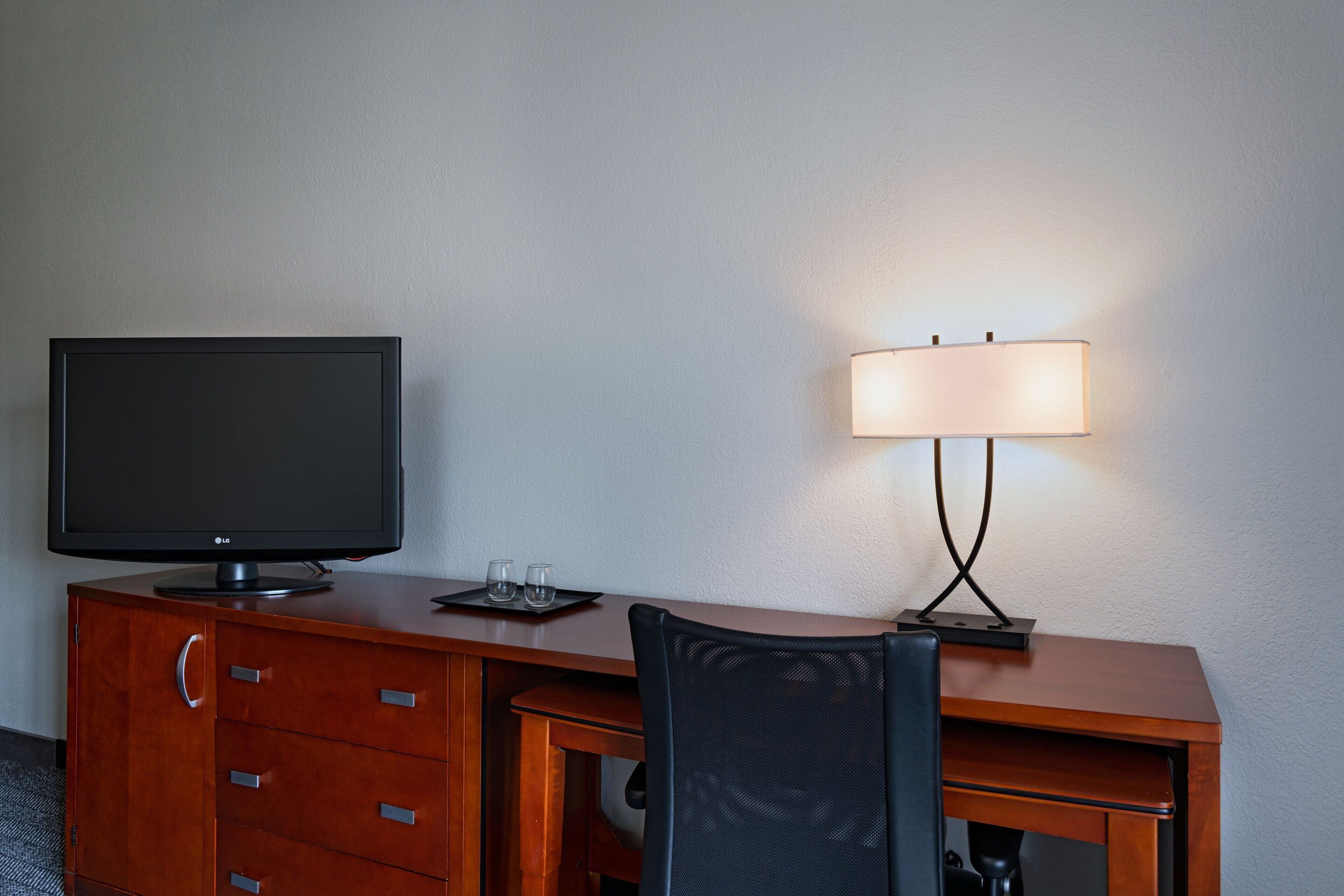 1 bedroom, in-room safe, desk, laptop workspace