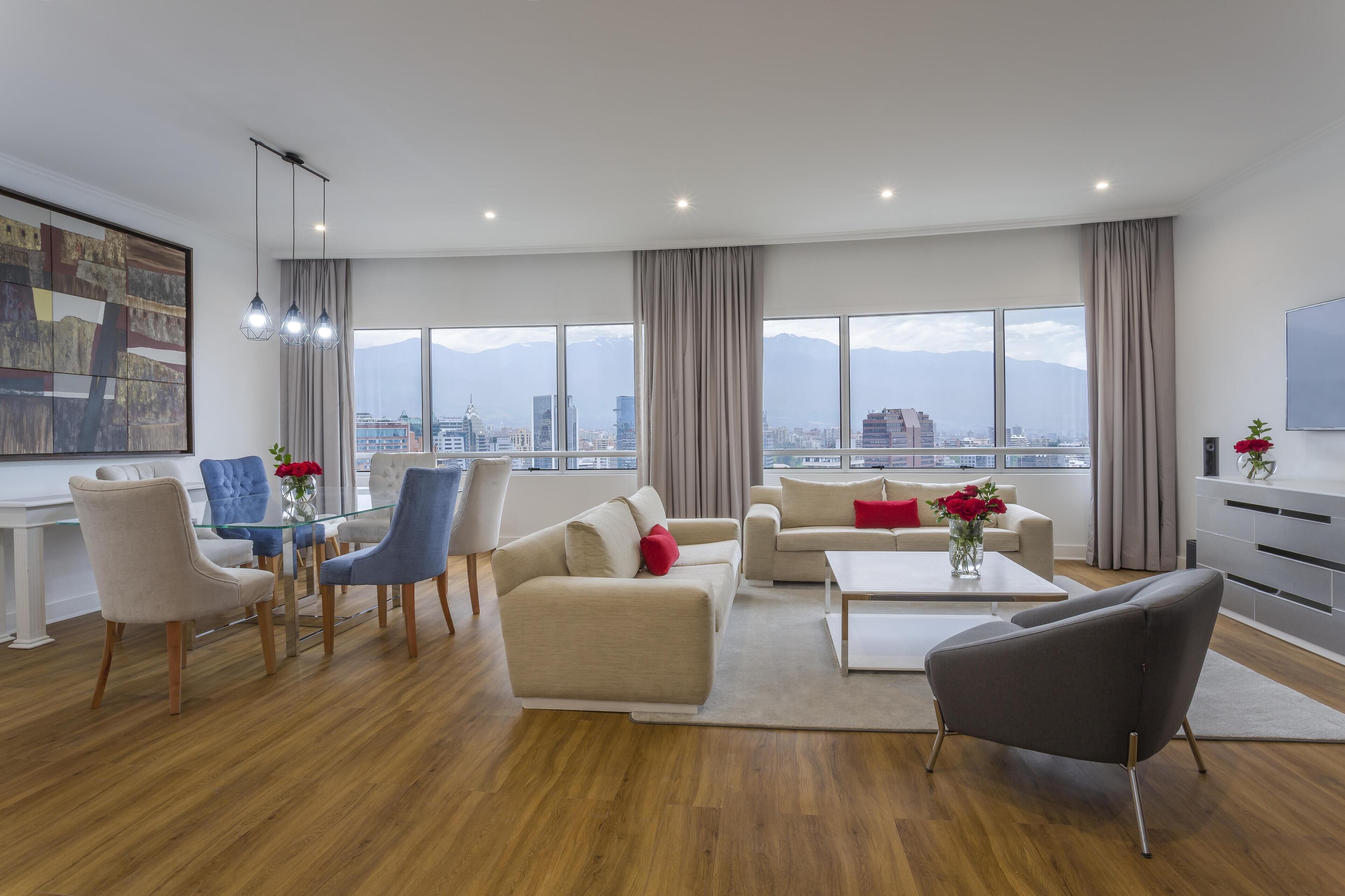 イタリアのフレッテ製シーツ、高級寝具、ピロートップベッド、ミニバー