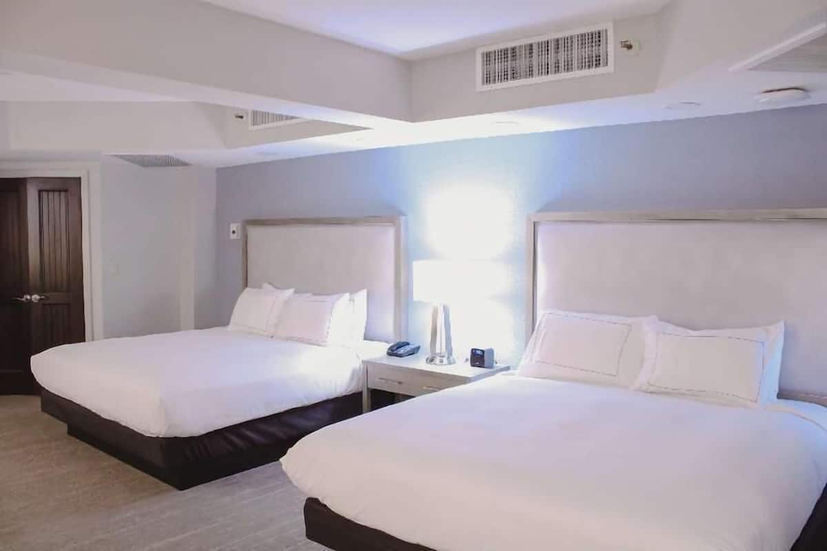 Premium bedding, pillowtop beds, in-room safe, desk