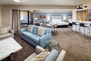 Refrigerador, cafetera/tetera, artículos de limpieza ecológicos