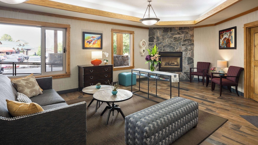 Days Inn & Suites by Wyndham Bozeman