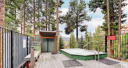 Pine Ridge Condominiums